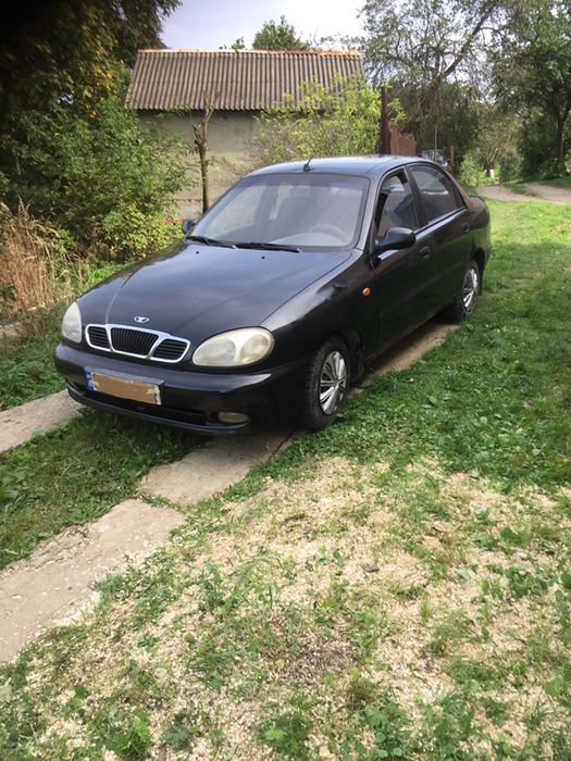 Легковий пвтомобіль Daewoo Lanos
