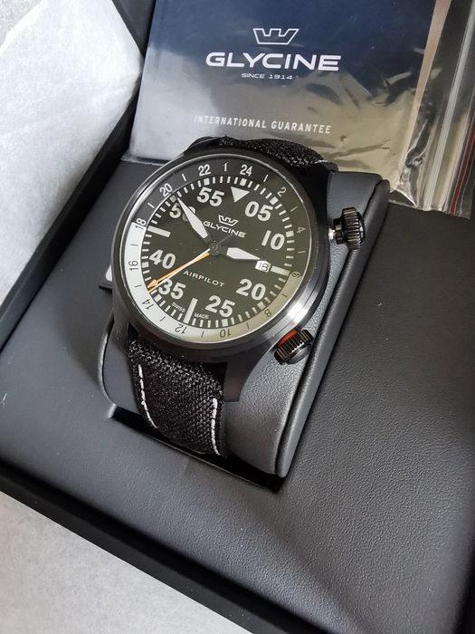 Zegarek Glycine Airpilot GMT GL0435 44 mm