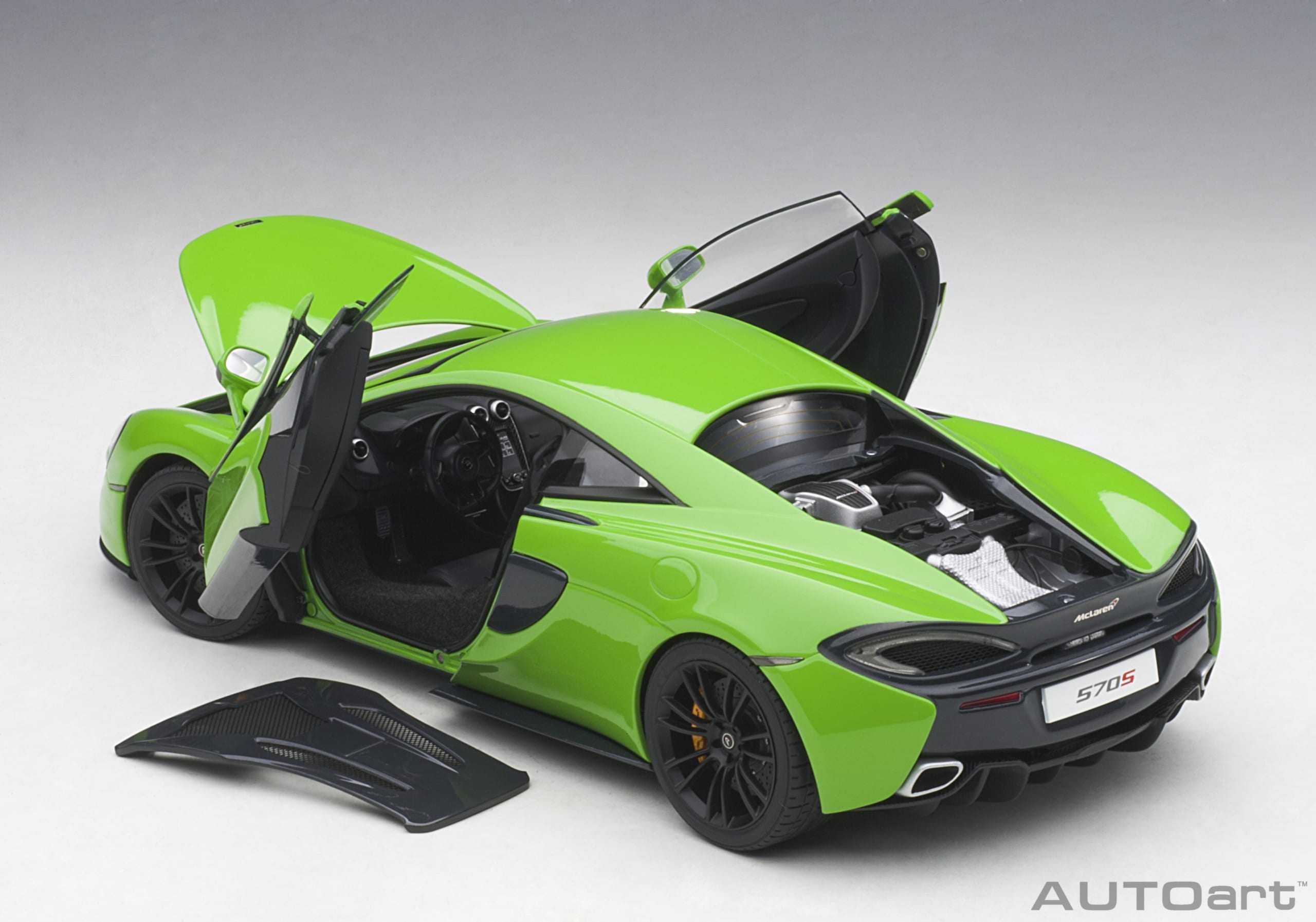 Model 1:18 AUTOart McLaren 570S 2016 mantis green (76042)