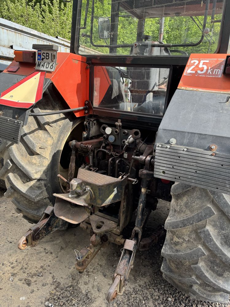 Traktor Zetor 8245