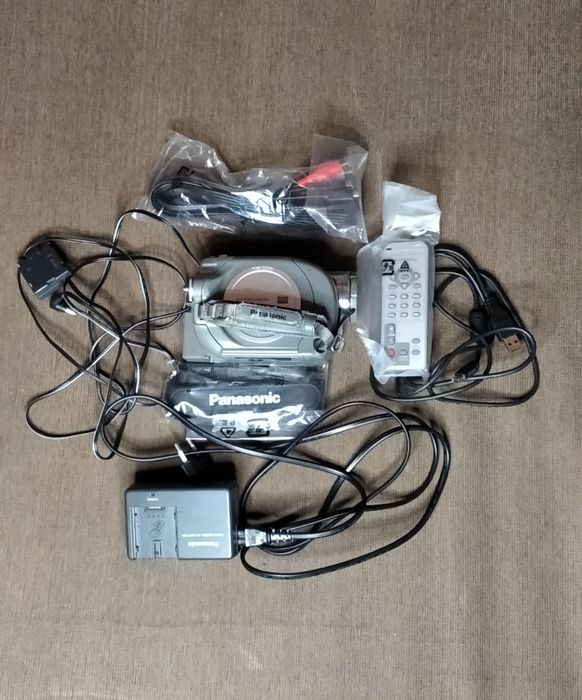 Видеокамера Panasonic VDR-D250