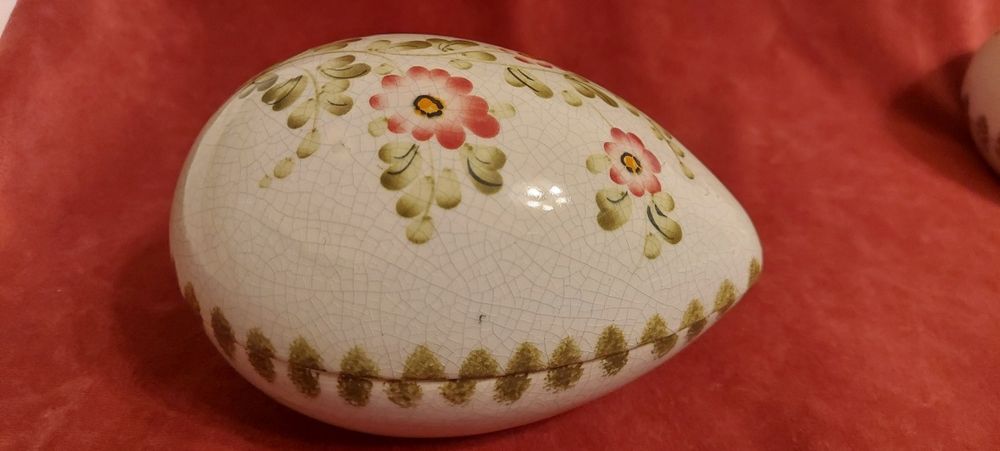 Jajo  - Szkatułka  - Porcelana