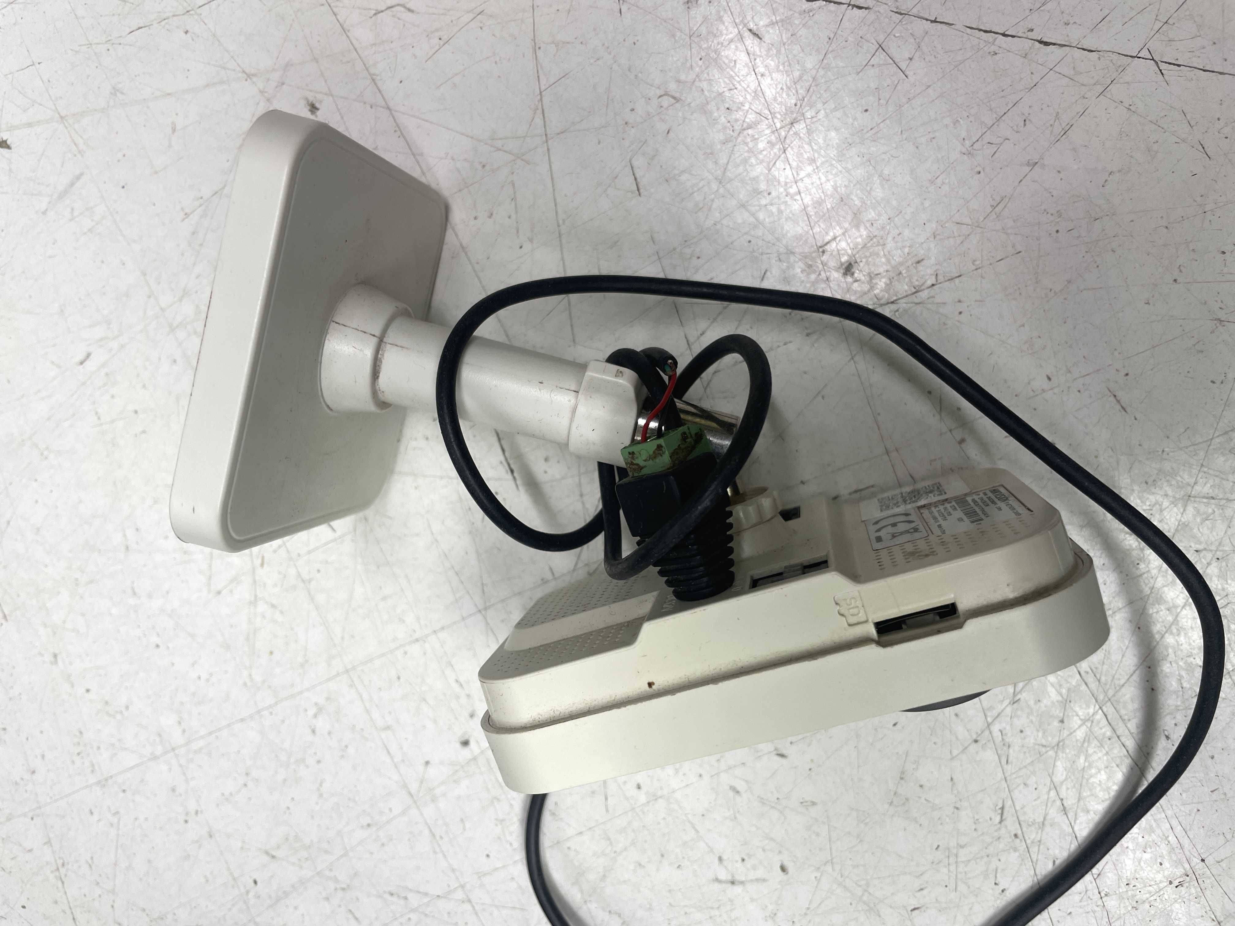 IP камера видеонаблюдения Hikvision DS-2CD2420F-I (2.8 мм)