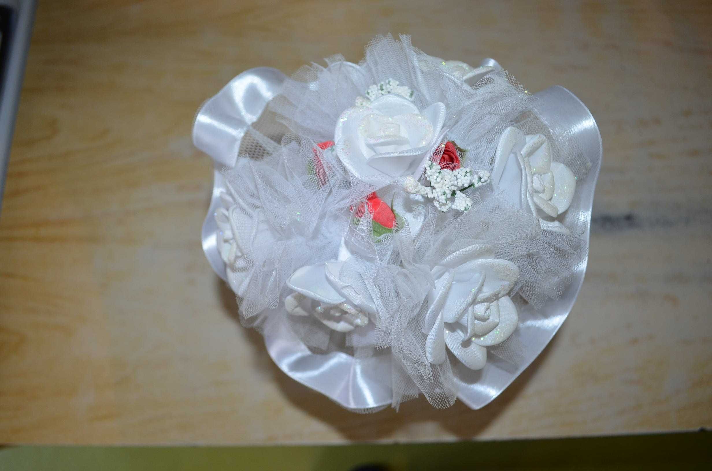 Вишуканий весільний букет для нареченої невесты свадебный