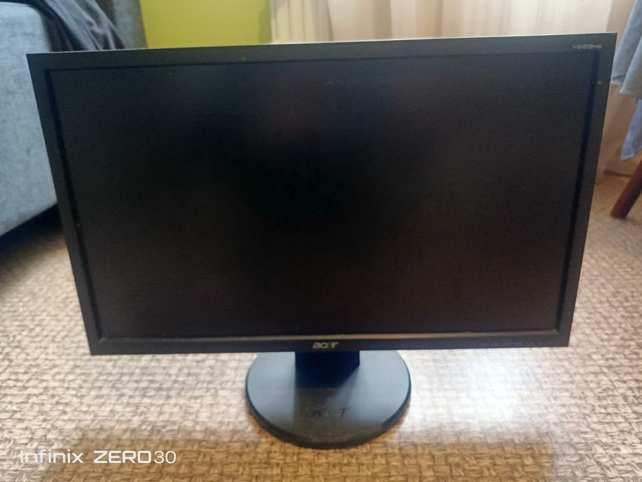 Монитор 22 дюйма Acer v223hq