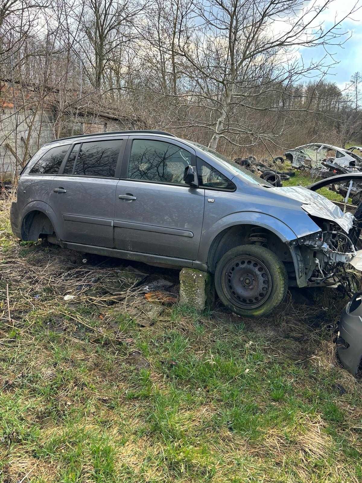 Drzwi Opel Zafira  i inne części