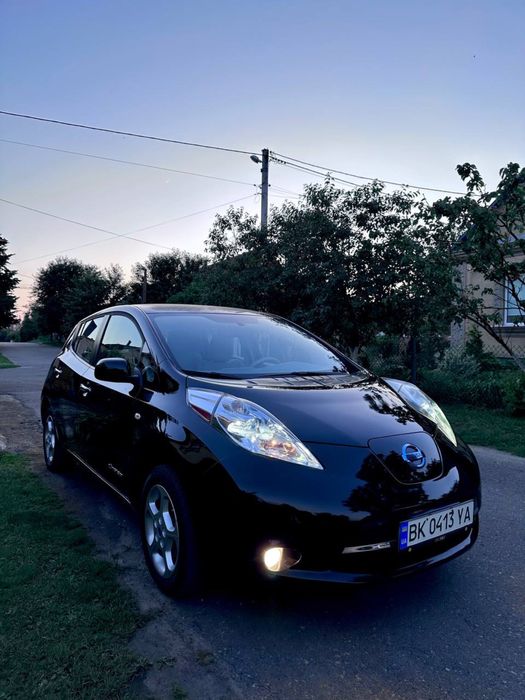 Nissan leaf 2012