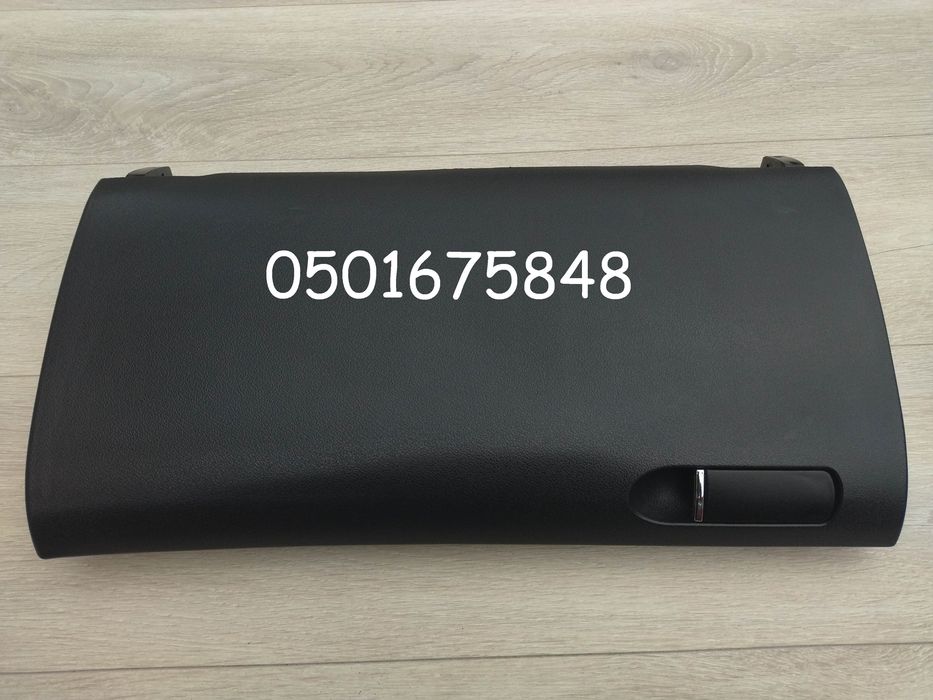 Бардачок Кришка бардачка Ауди а4 б6 б7 audi a4 b6 b7