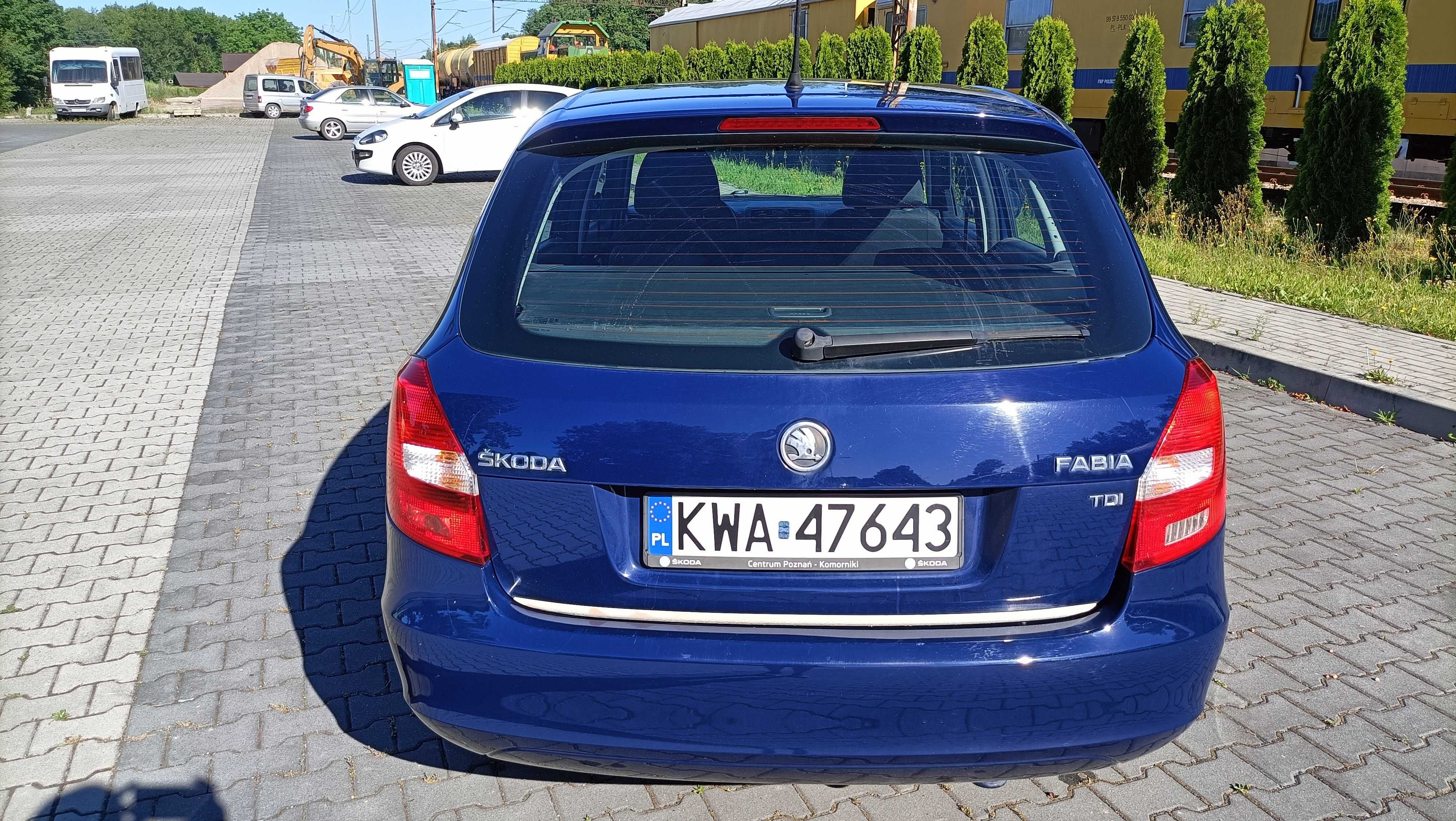 Skoda Fabia II 1.6 TDI • 2013 • bogate wyposażenie • klima • alu • nav