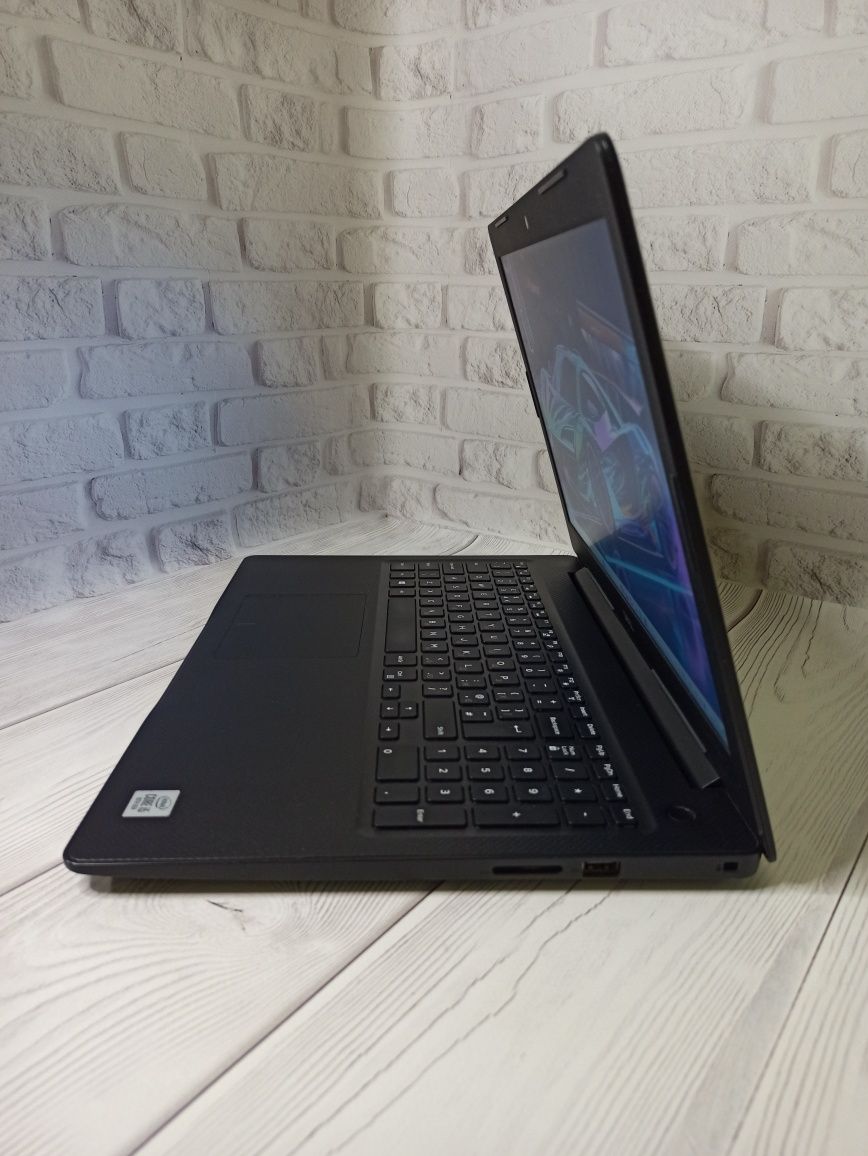 Ноутбук Dell Vostro 3590 i5-10210U 8Gb 256Gb