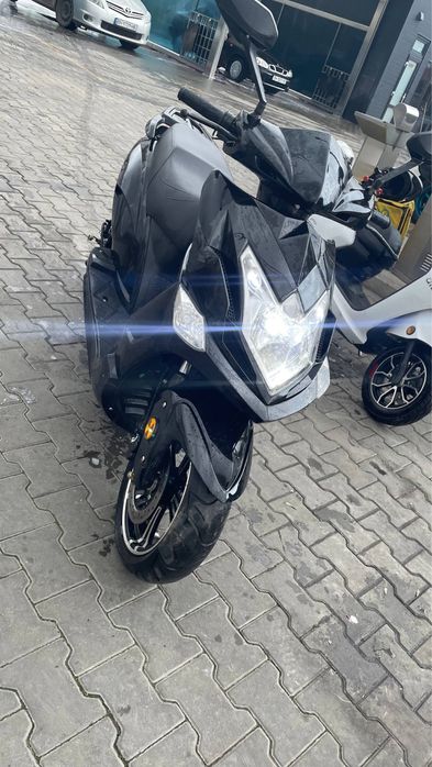 Электро скутер Leopard 220км запас 1500W