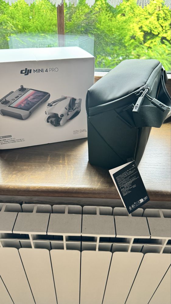 Nowy DJI MINI 4 Pro, RC2 z ekranem