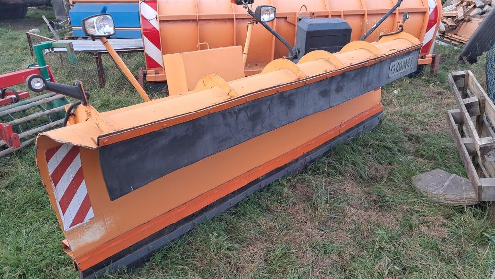 Sprzedam pługi śnieżne schmidt,ozamet,pronar