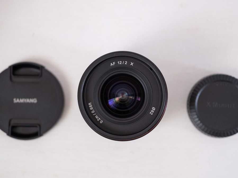 Objectiva Samyang AF 12mm F2 X Fujifilm – Ultra grande angular