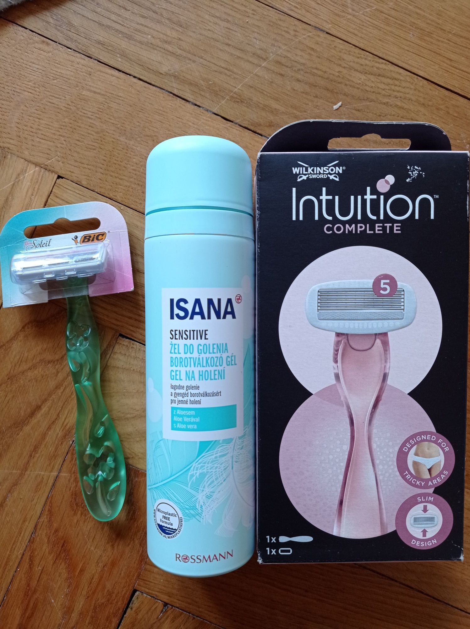 BIC Wilkinson Intuition Complete maszynki do golenia plus żel