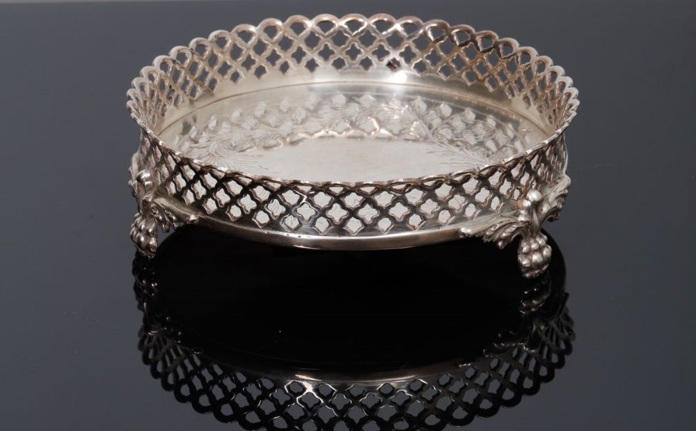 Taça recortada em prata