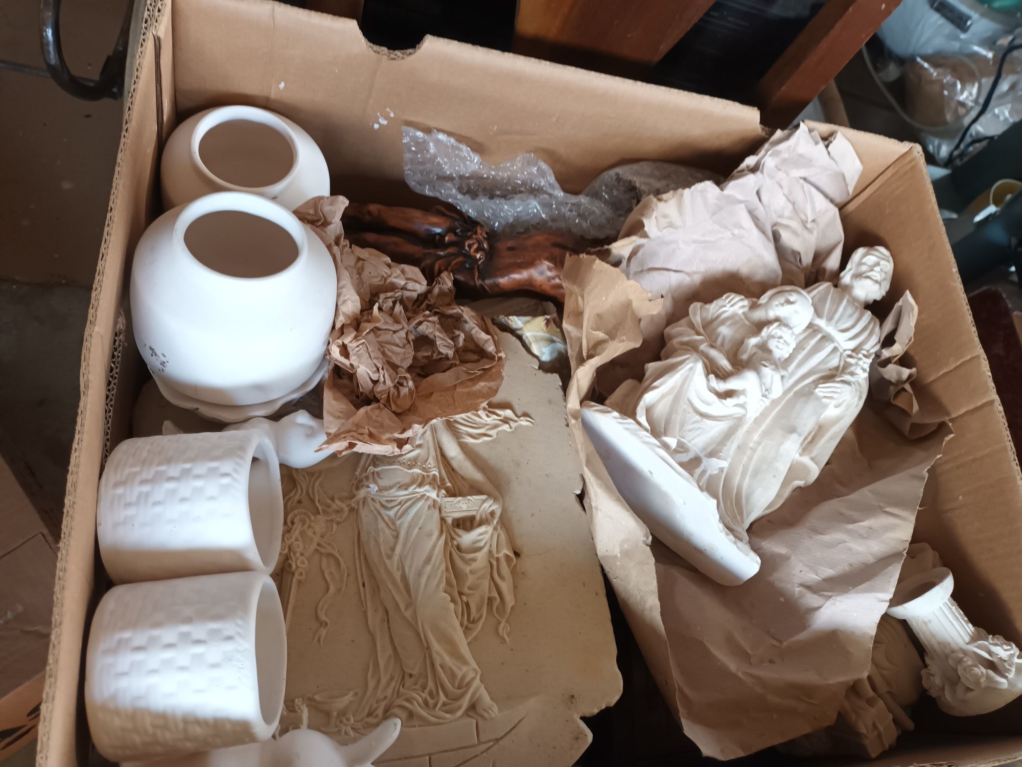 Vendo grande lote de peças para pintura