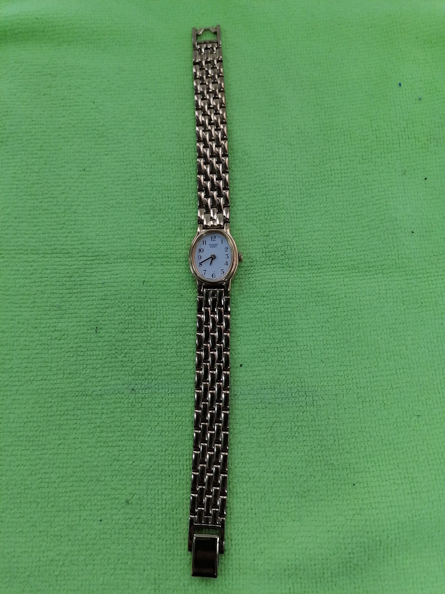 Часы женские Pulsar Quartz "Japan"