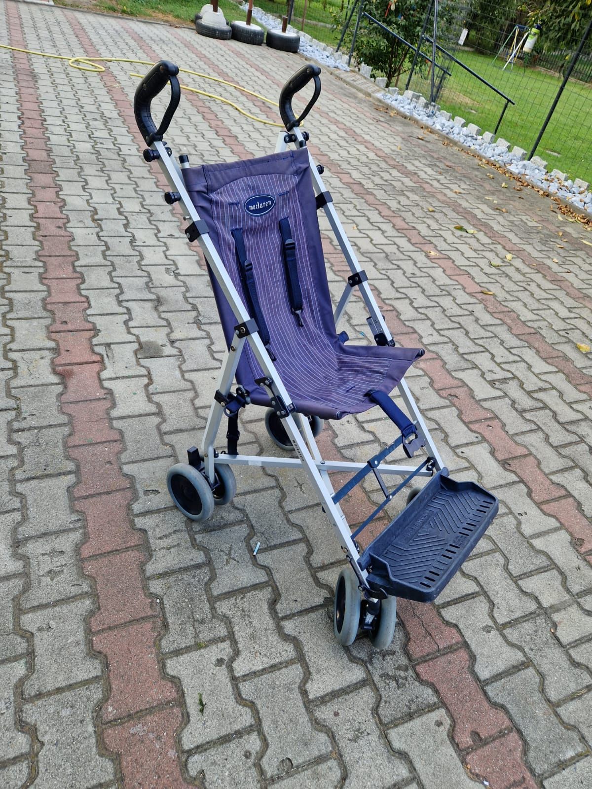 Wózek spacerowy dla dzieci niepełnosprawnych