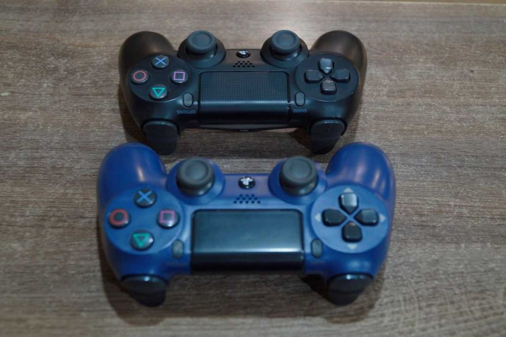 Геймпад Sony DualShock 4 V2 Black Б/У TVOYO