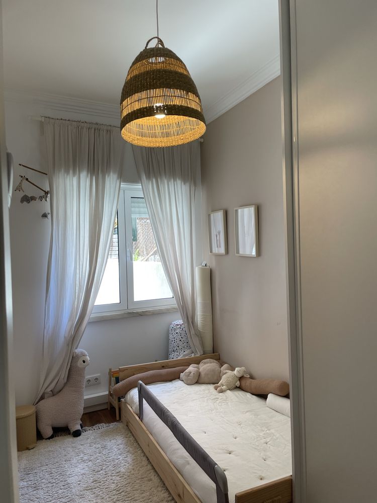 Apartamento t2 com potencial para t3 + terraço