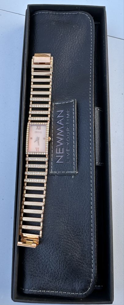Relógio de mulher marca Newman