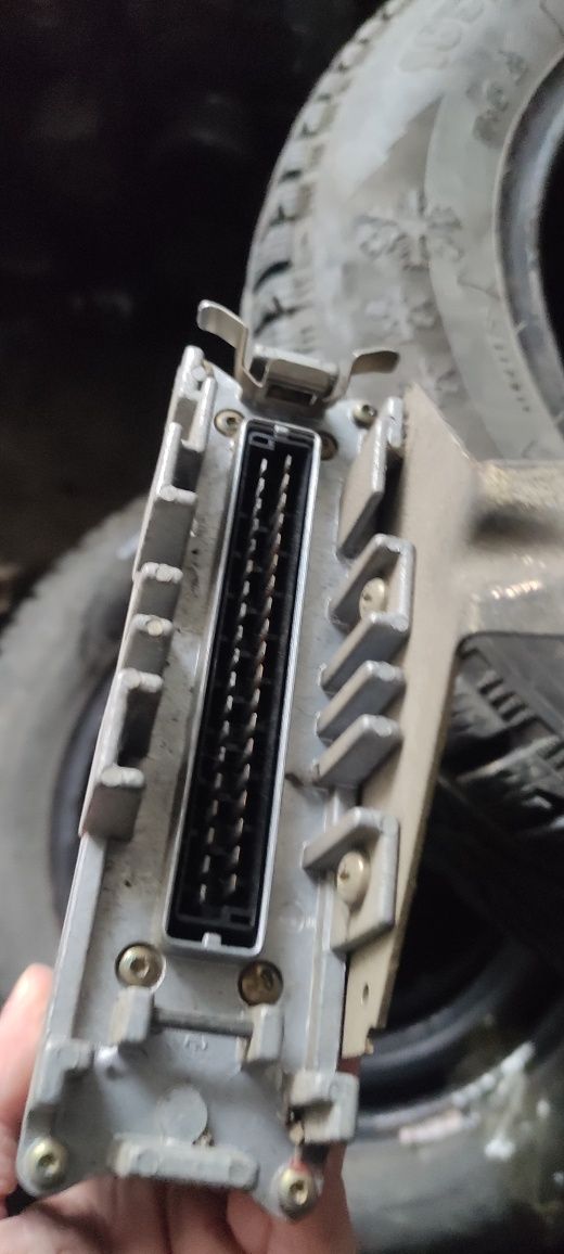 Komputer sterownik 1.8 digifant ECU vw golf 2 Passat B3 toledo GTI