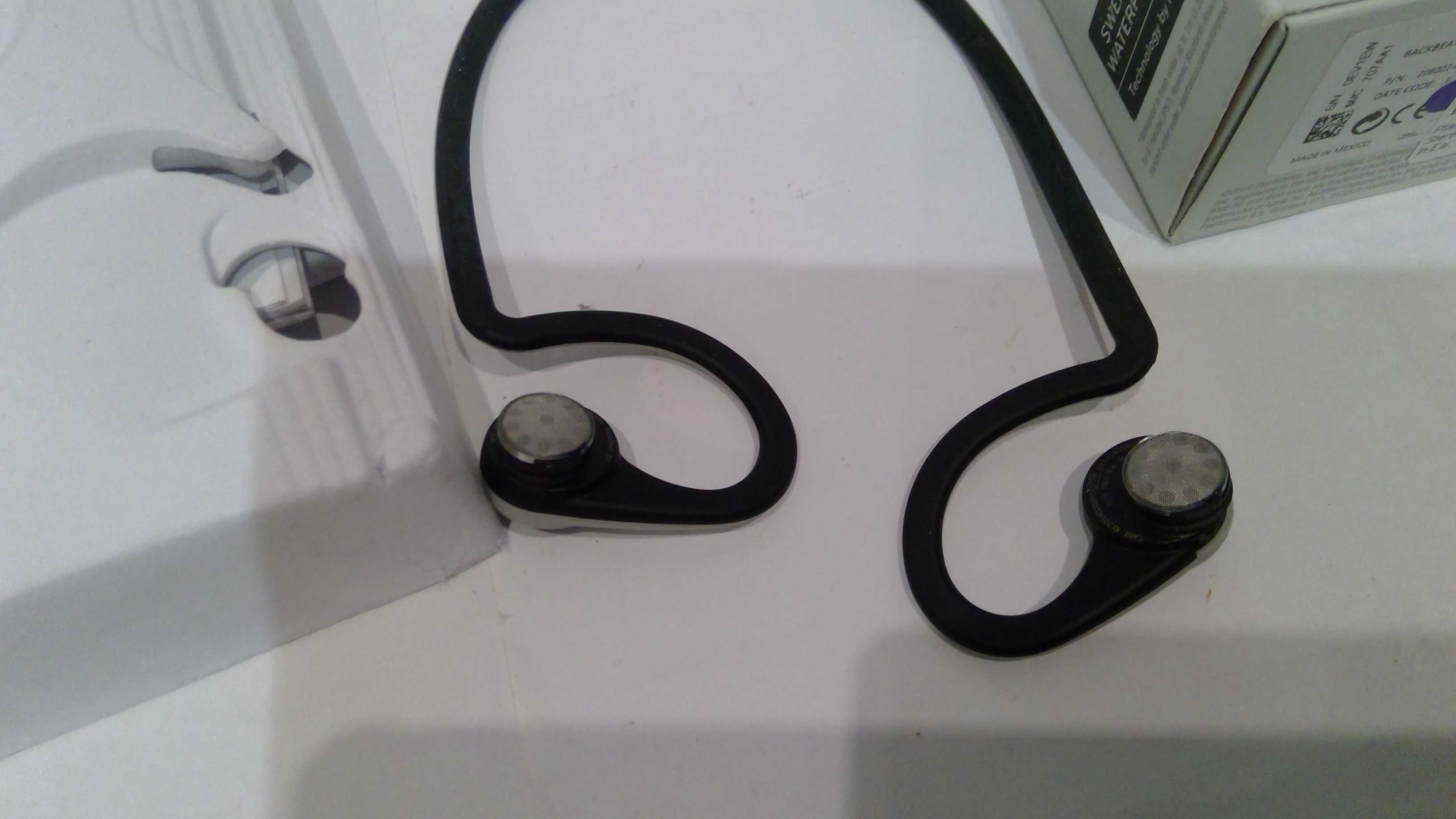 Bezprzewodowy zestaw słuchawkowy Plantronics BackBeat fit S64