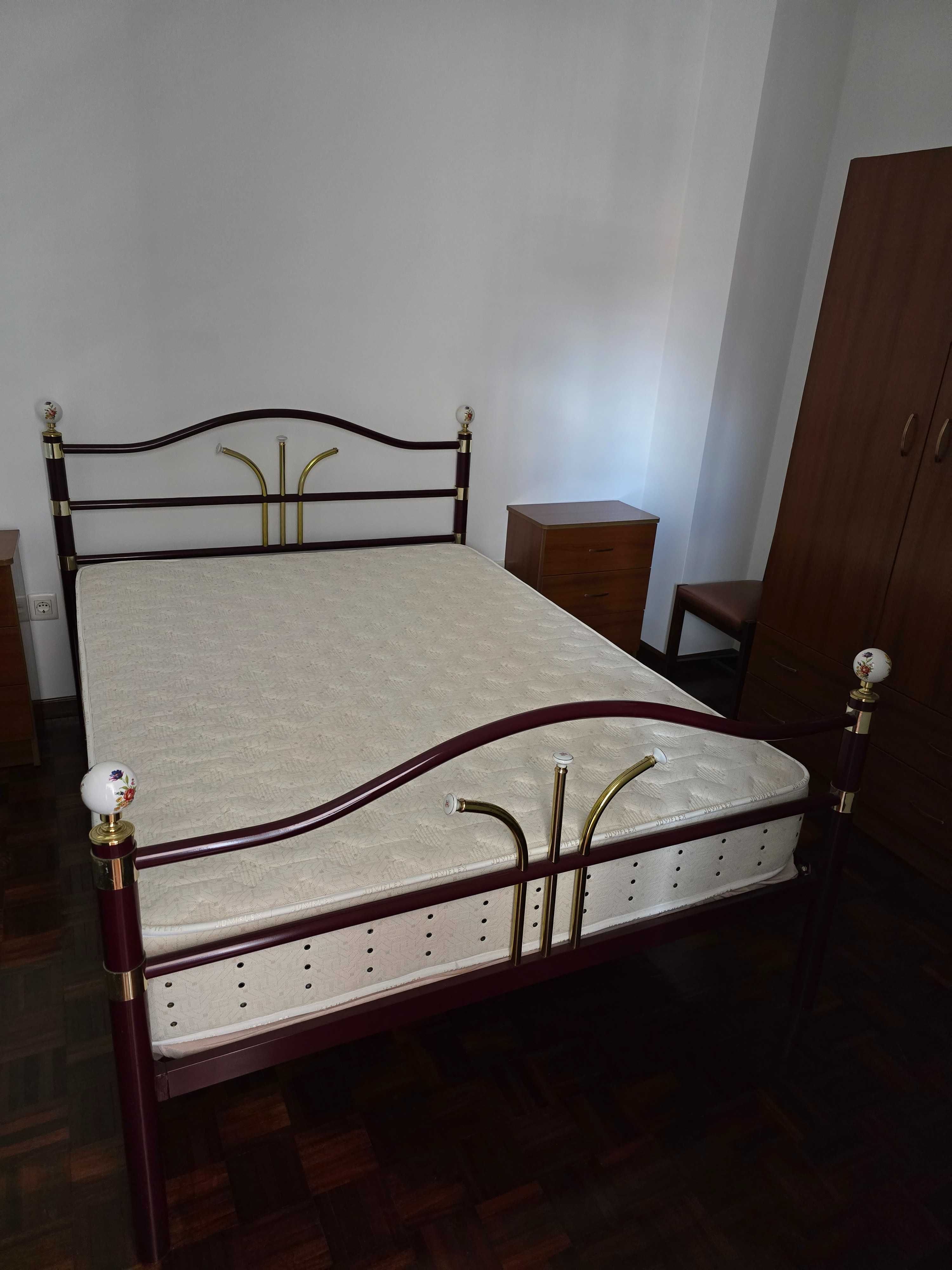Apartamento T4 para venda