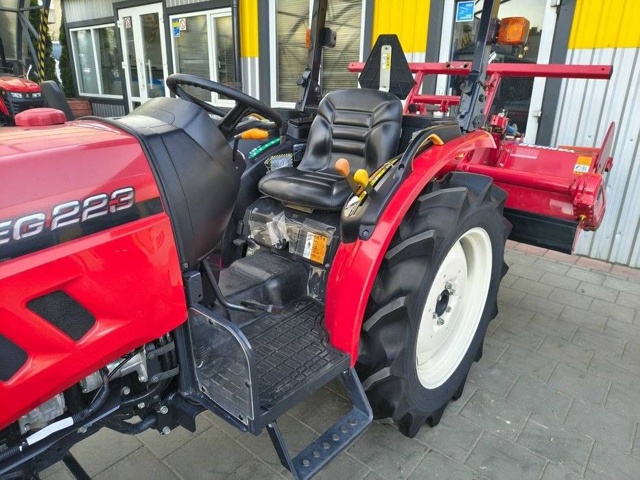 Японський мінітрактор Yanmar EG 223