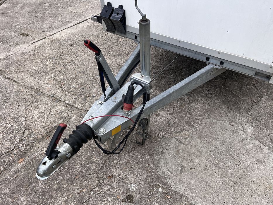 Przyczepa Cargo Furgon Niewiadów stan b.dobry