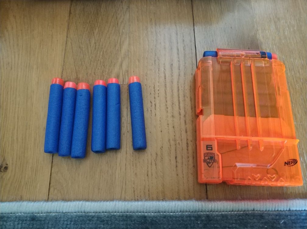 Nerf modulus i 12 strzałek