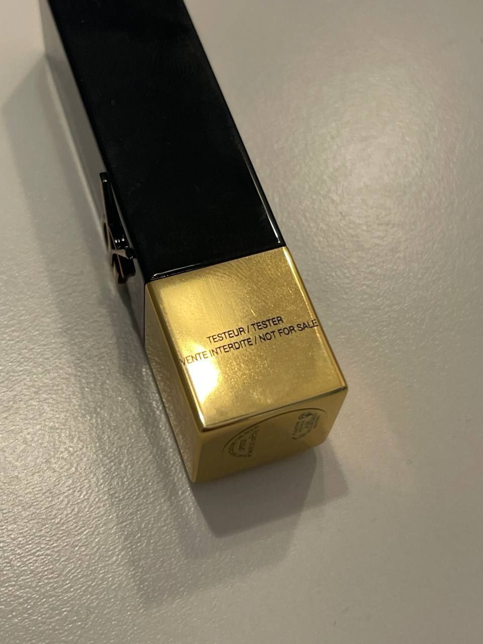 Yves Saint Laurent Rouge Pur Couture The Bold Lipstick помада 1968