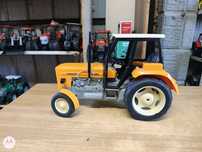 Zabawka traktor ursus c360