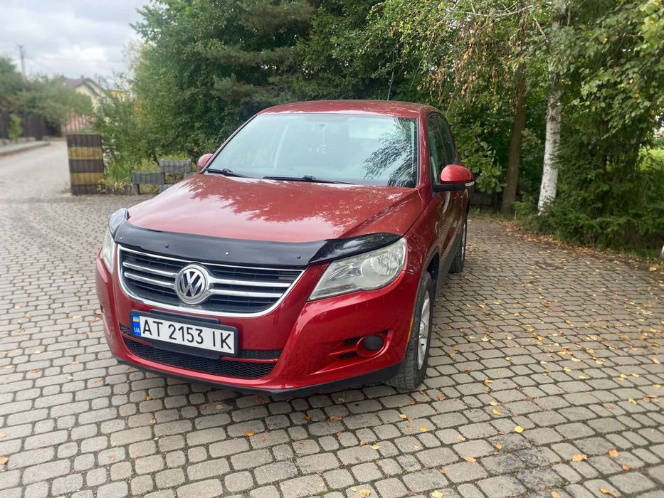 Volskwagen Tiguan 4*4 2011р. 2.0 бензин