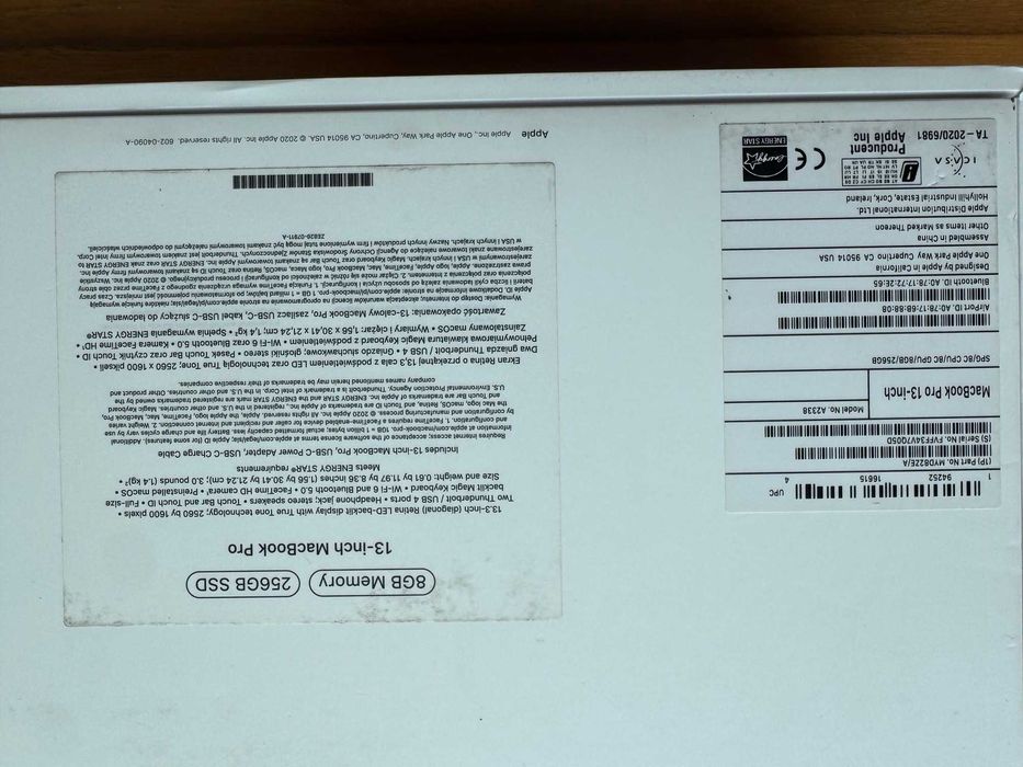 Apple MacBook Pro 13” M1 8GB RAM 256GB SSD – Stan bardzo dobry
