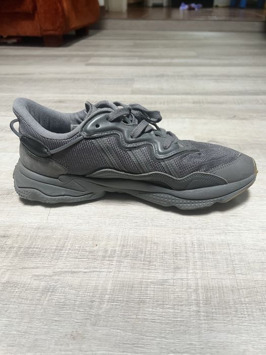 Adidas OZWEEGO Cinza – Únicos par – 70€