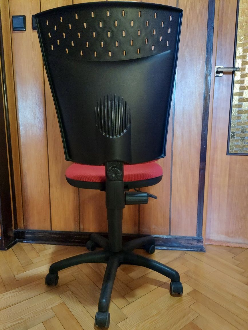 Krzesło biurowe obrotowe - stan b.dobry, centrum Szczecina