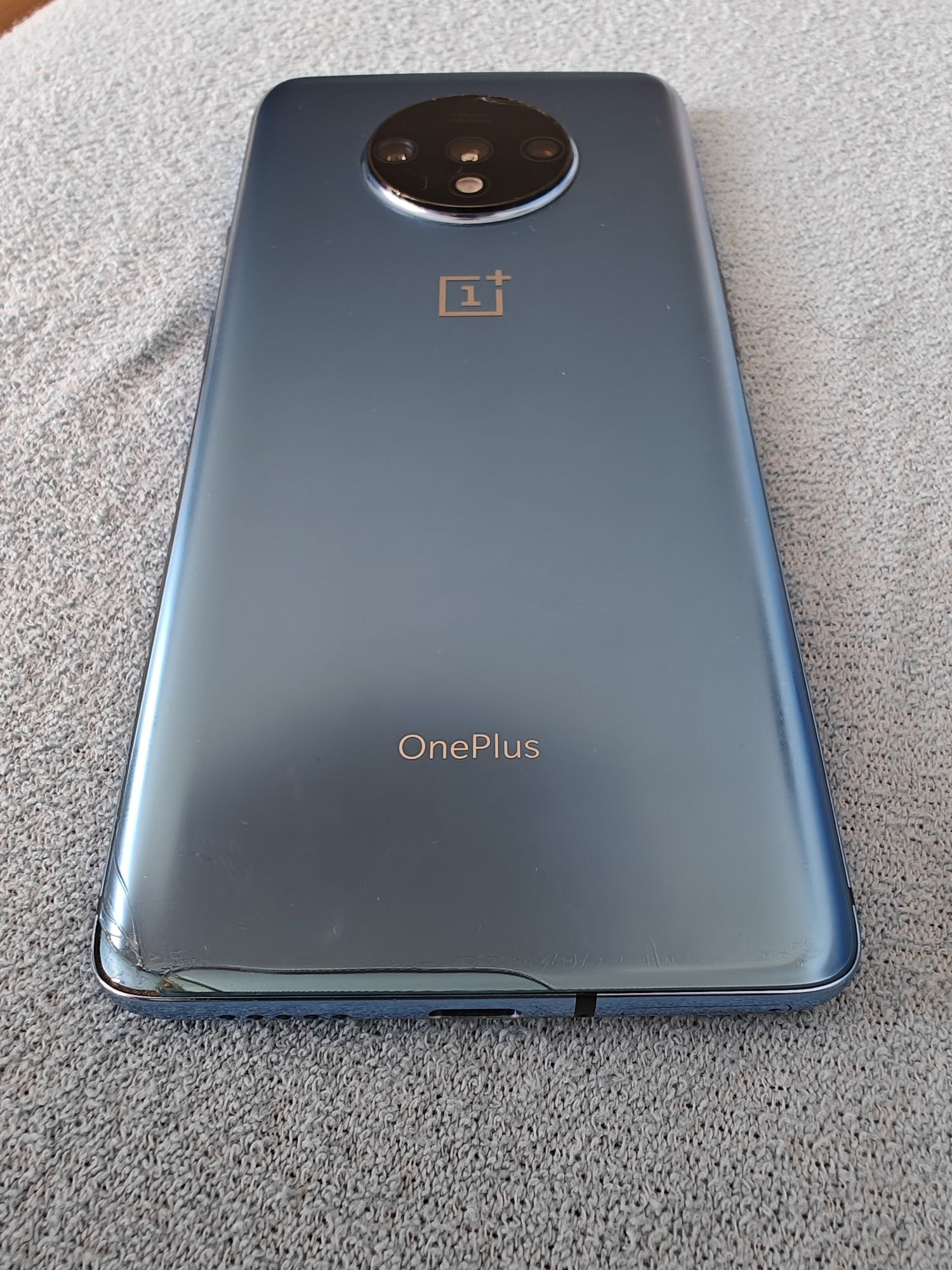 Oneplus 7t hazy blue snap 855+/8GB/128GB 48+16+12 mpx cam/90Hz AMOLED