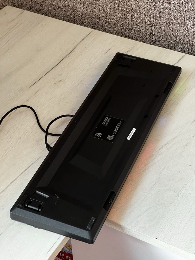 Дротова клавіатура А4Tech BloodyB500N
