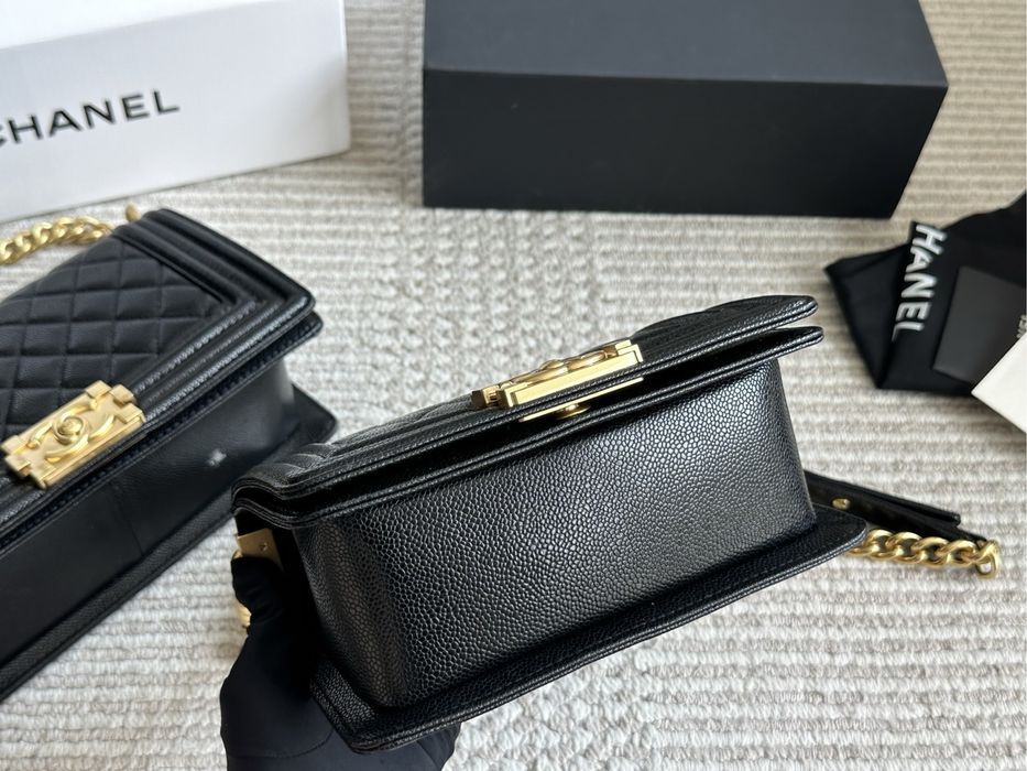 Жіноча сумка Chanel Boy 25×20 | Чорна класика