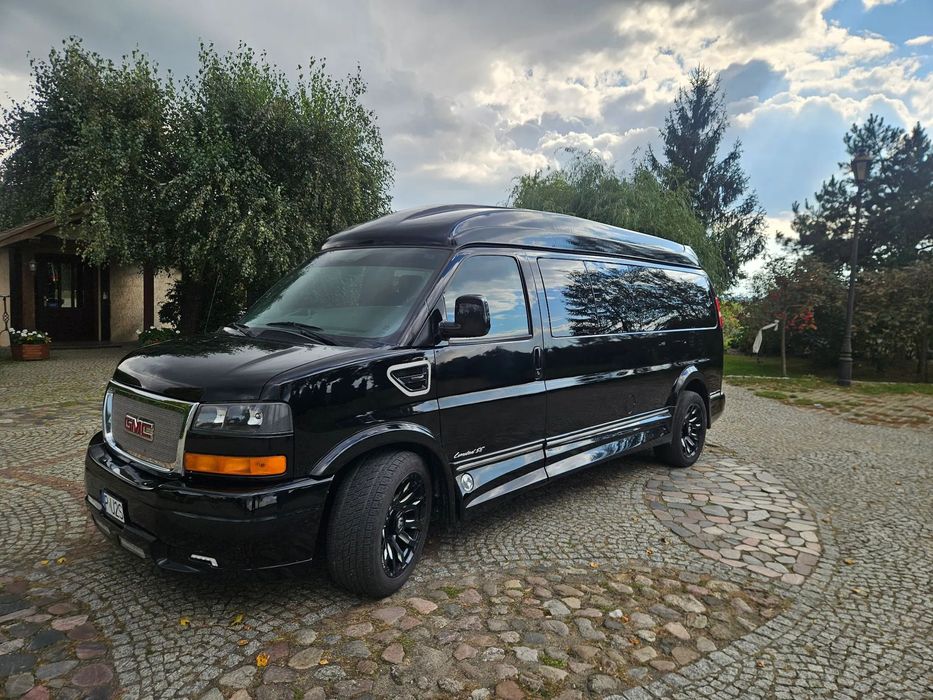 GMC Savana Gmc Savana Explorer długa wersja dla inwalidów