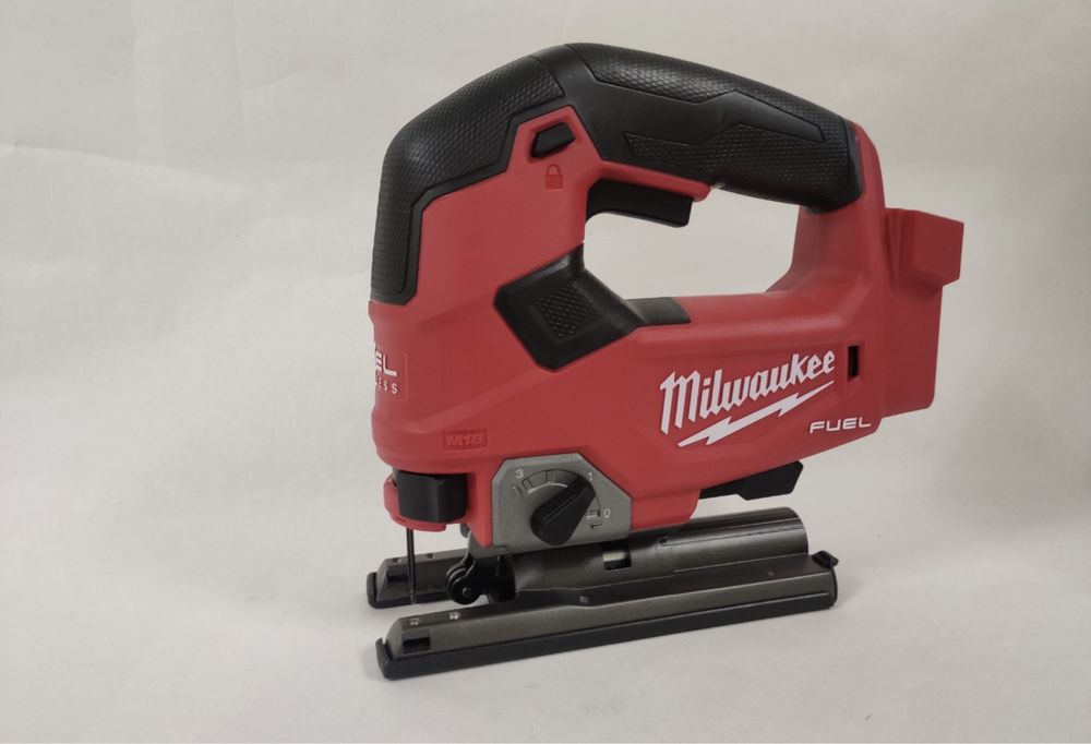 Бесщеточный лобзик Milwaukee 2737-20 M18 Fuel. USA