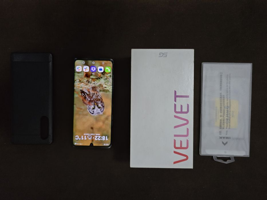 LG Velvel smartfon 5G LM-G90EM 6/128 +akcesoria. Stan dobry +