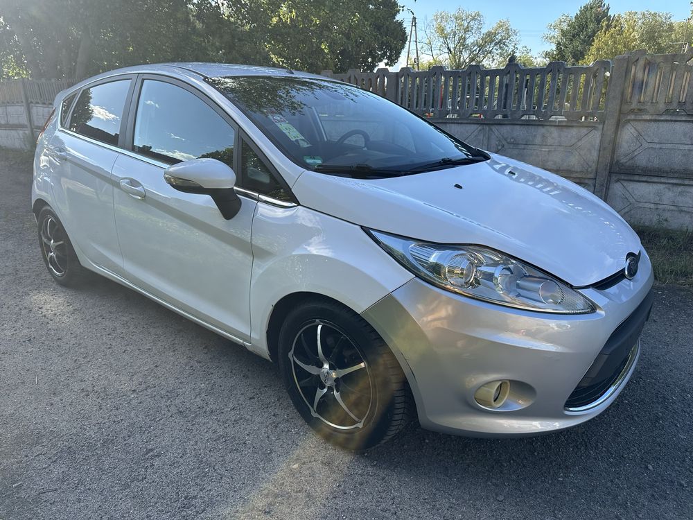 Ford Fiesta Titanium 1.6 tdci 90km sprowadzony