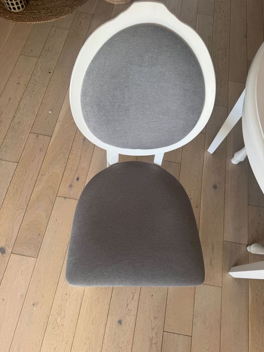 Komplet krzeseł - 6 sztuk