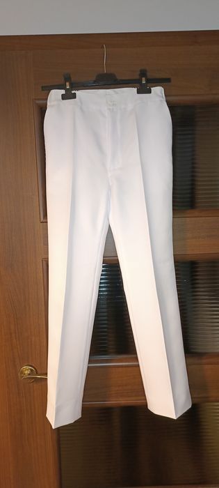 Strój komunijny 140