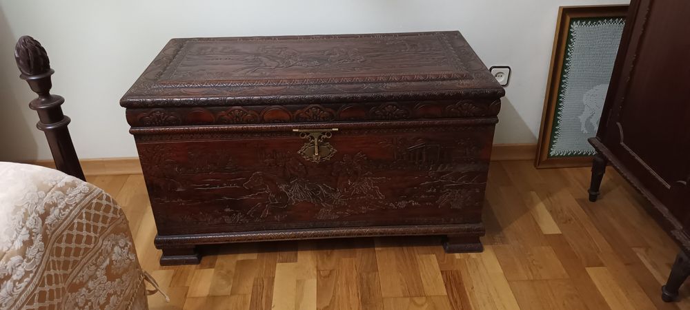 Baus para decoração e arrumação