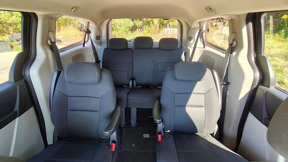 Dodge Grand Caravan 2009 3.3 v6 7os. lpg