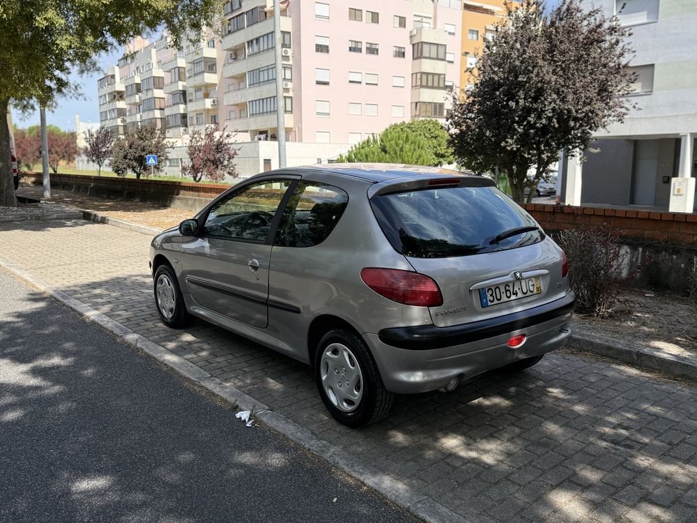 Peugoet 206 1.1 gasolina